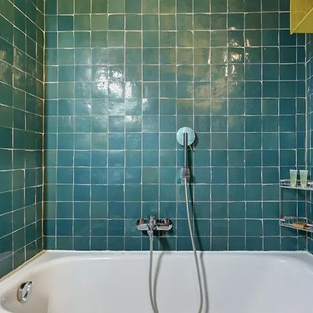 דירה Tbs 102 - Parisian House With Private Garden